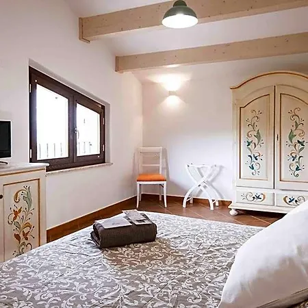 La Dolce Vista Bed & Breakfast Cannara